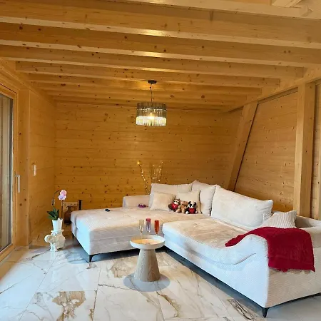 Beautiful Loft With Jacuzzi Domek alpejski *